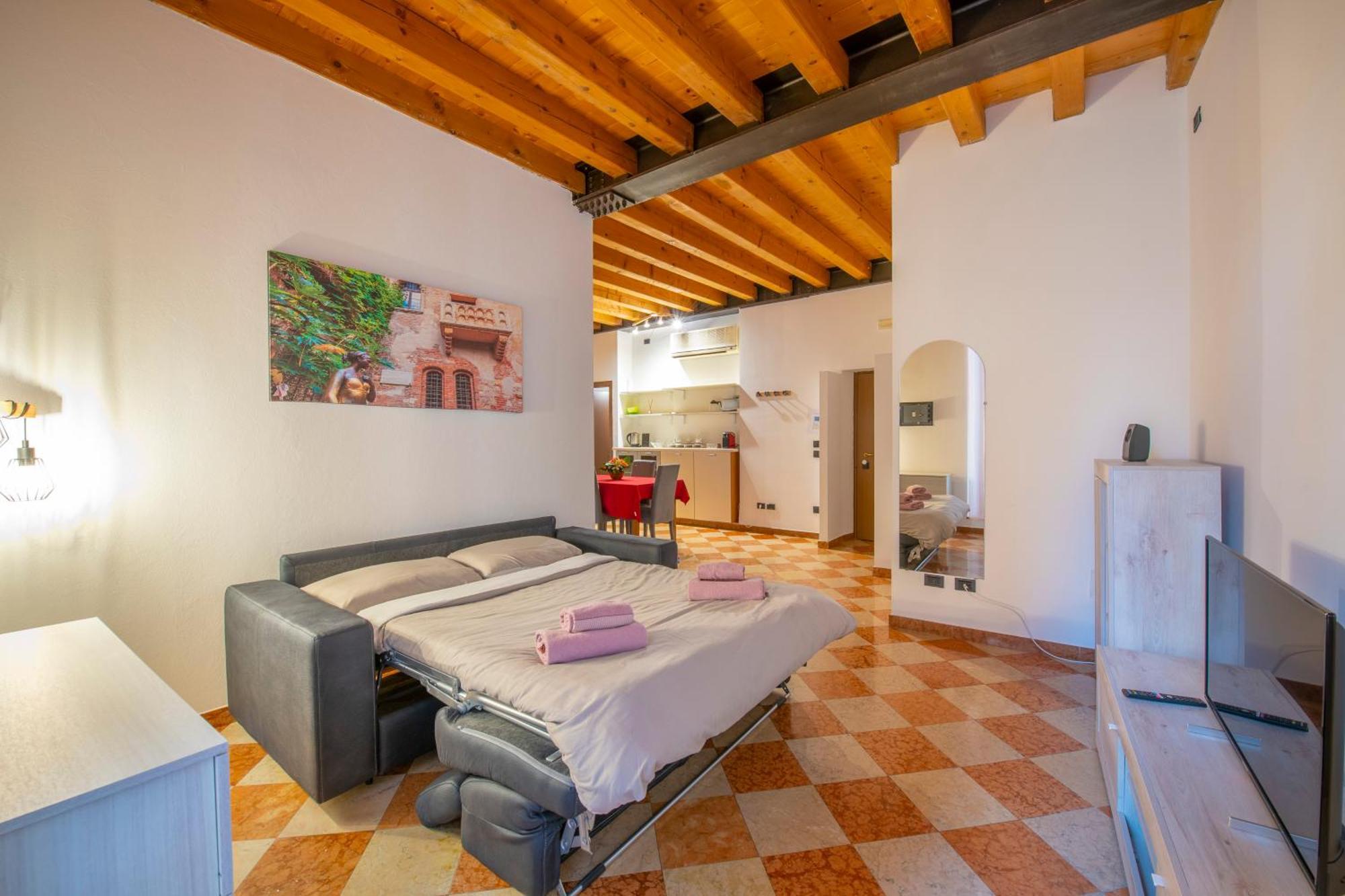Palace Home Mazzini Verona Center 1 Екстер'єр фото