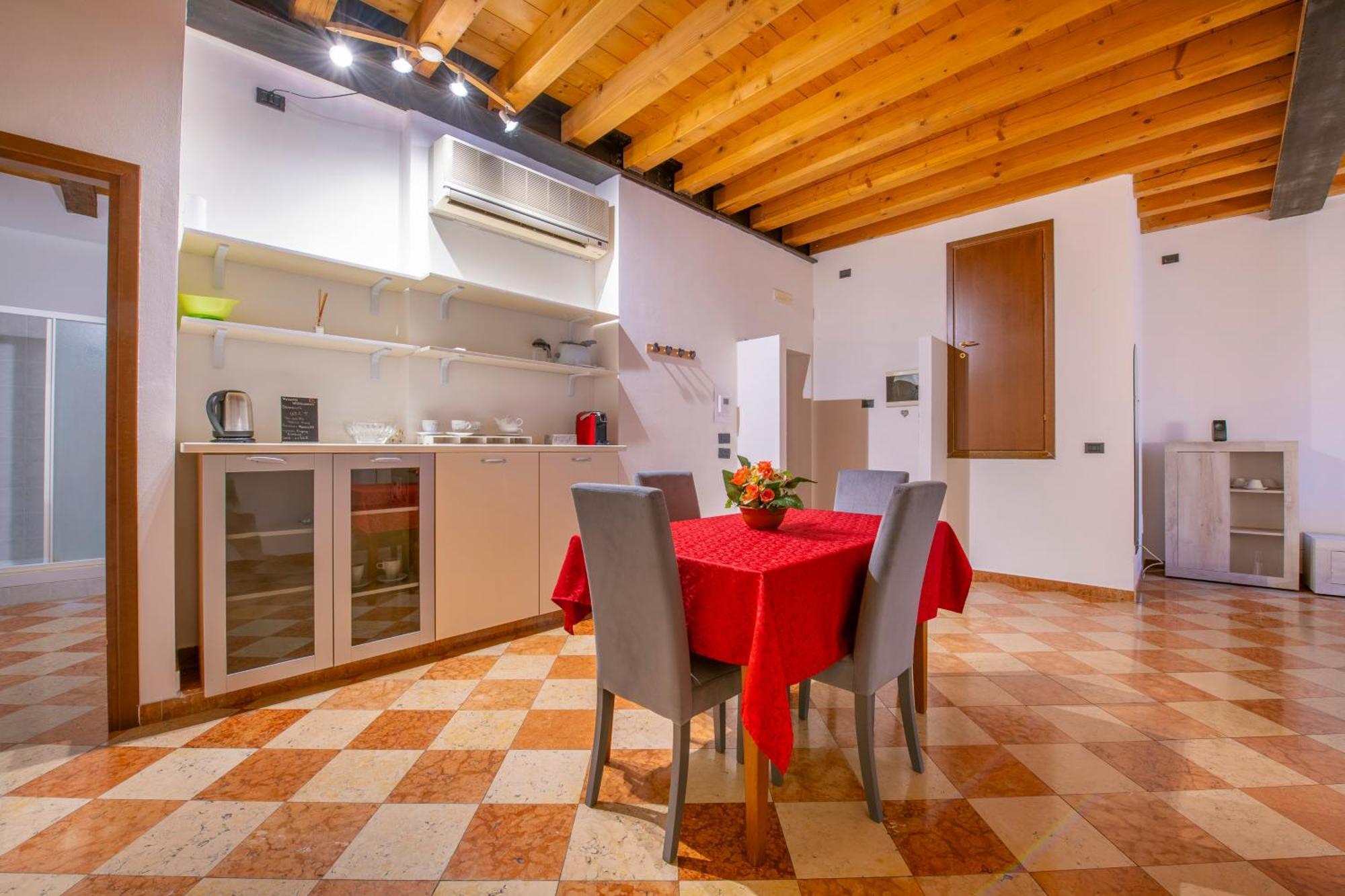 Palace Home Mazzini Verona Center 1 Екстер'єр фото